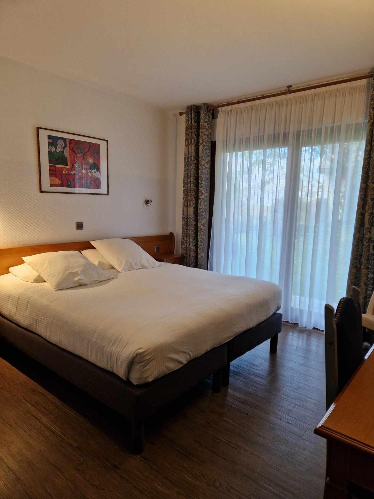 Sure Hotel By Best Western Saint-Quentin Ouest Holnon Exterior photo