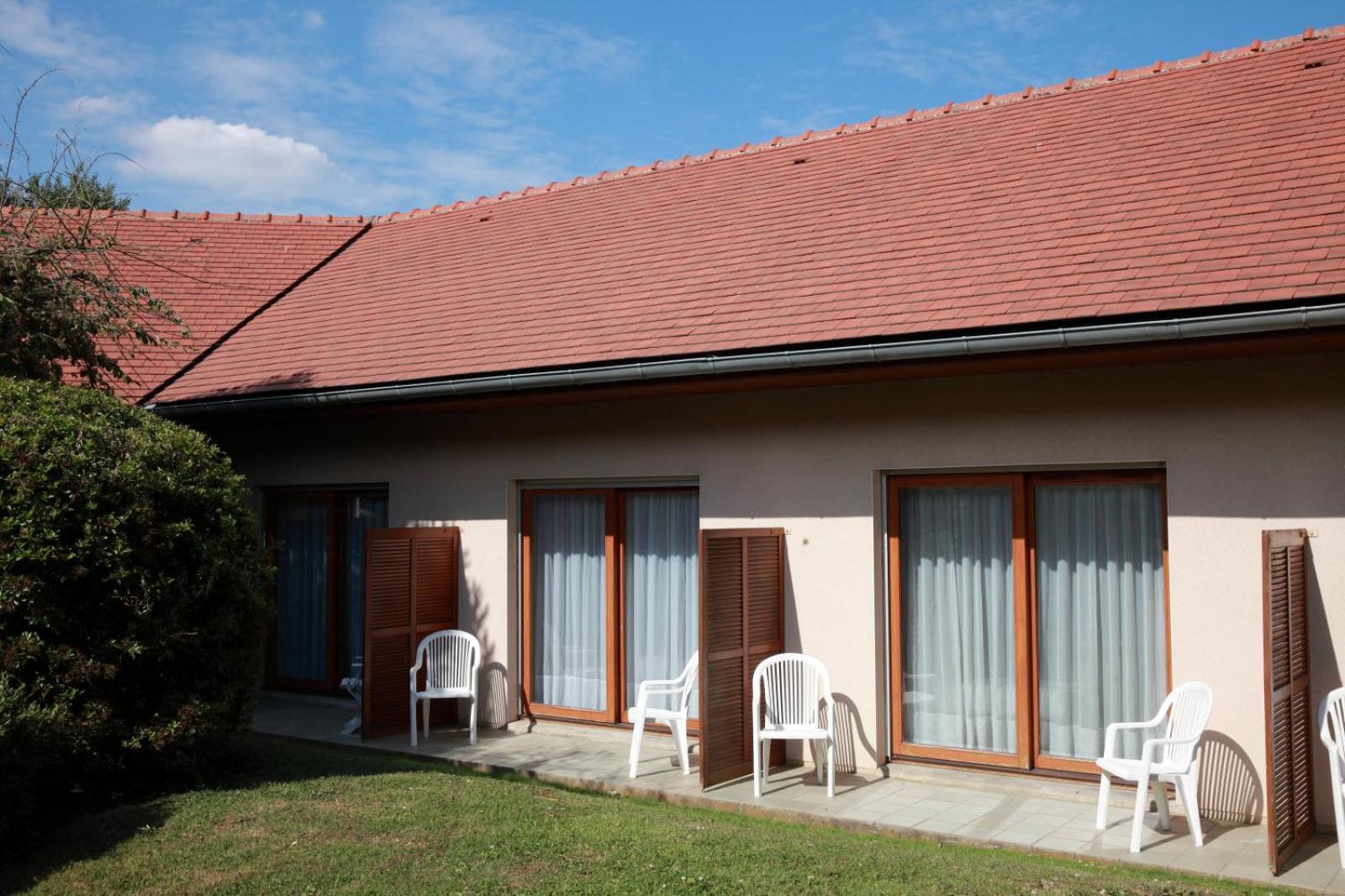 Sure Hotel By Best Western Saint-Quentin Ouest Holnon Exterior photo